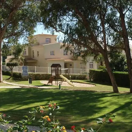 아파트 Apartamento Inserido Em Resort Junto A Praia Da Rocha, Portimao By Mystay *